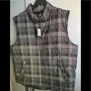 Men's Xl Quilted vest nwt